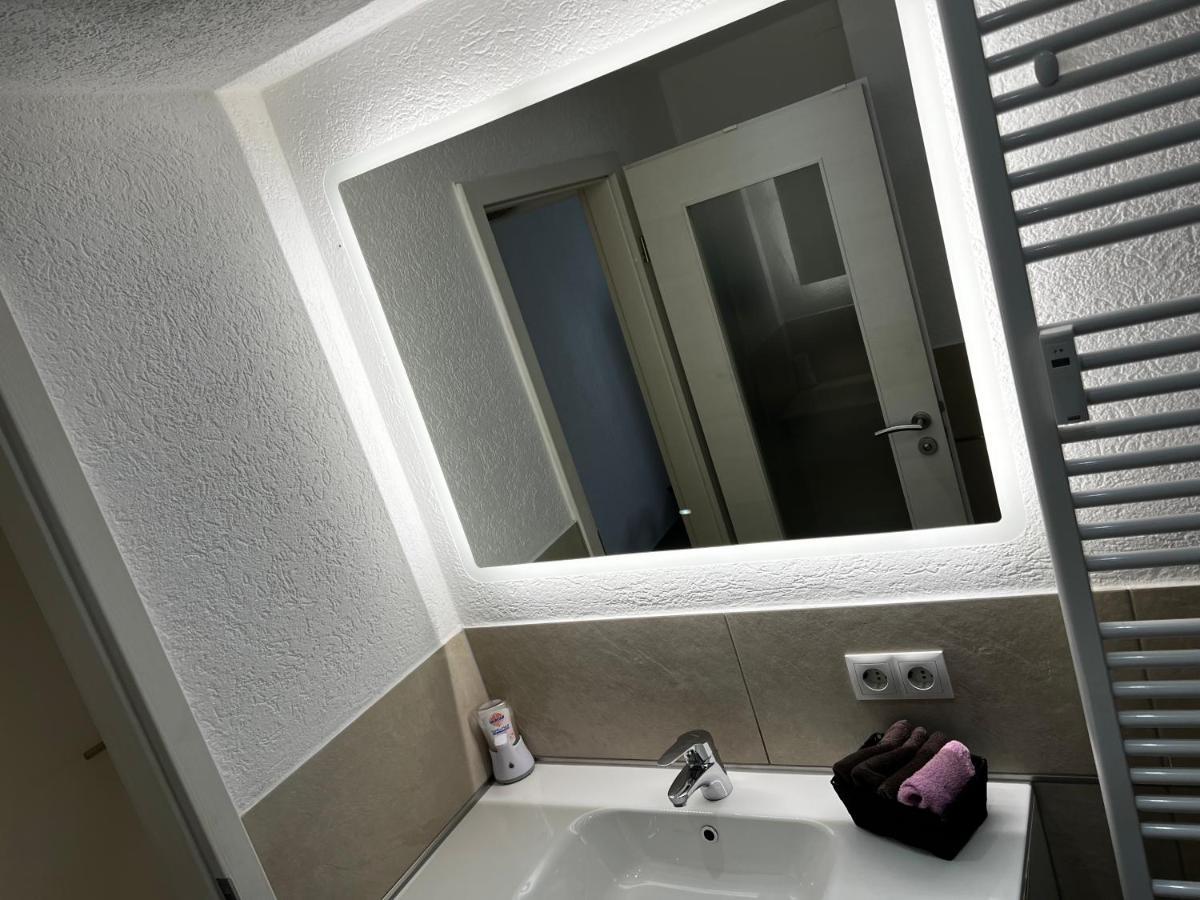 Moderne Wohnung Mit Bergblick FDH Dış mekan fotoğraf